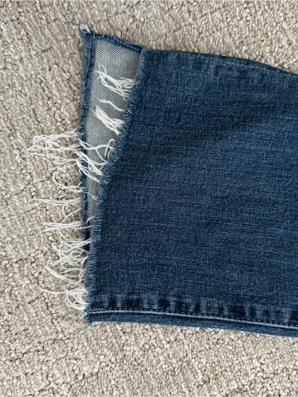 MOTHER Insider Crop Step Fray Indigo Blue Flare Crop Jeans - Picture 12 of 13